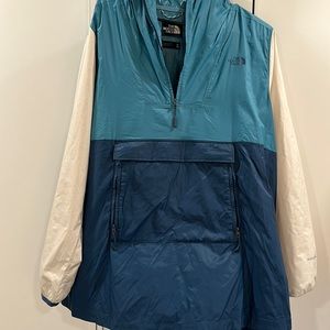 Like new north face windbreaker